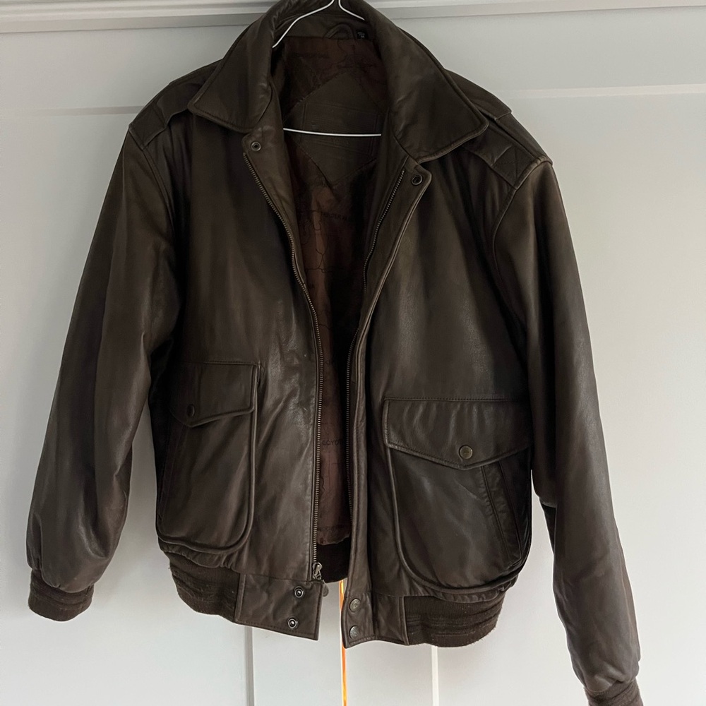 Roundtree & Yorke Dark Brown Leather Bomber Jacket